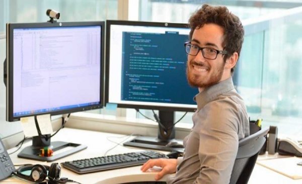 بازار کار زبان های برنامه نویسی به چه صورت است؟